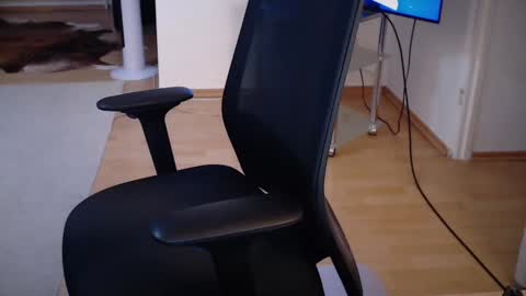 _trythis_ online show from October 26, 1:07 am