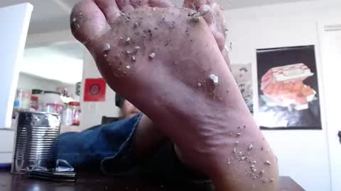 a81811757 online show from March 1, 6:18 pm