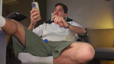 Alex online show from November 30, 8:38 am