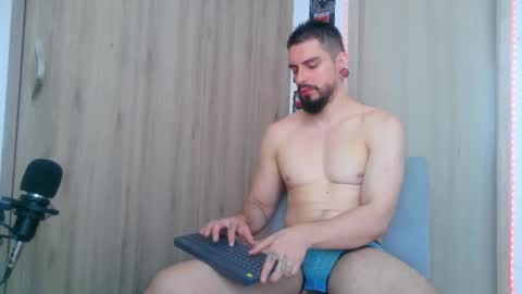 Aaron kwok online show from October 14, 5:20 pm