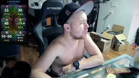 Aaron Skye online show from April 17, 2:03 am