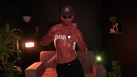 AARON  online show from November 17, 11:24 am