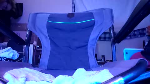 acergod367003 online show from February 24, 10:37 am