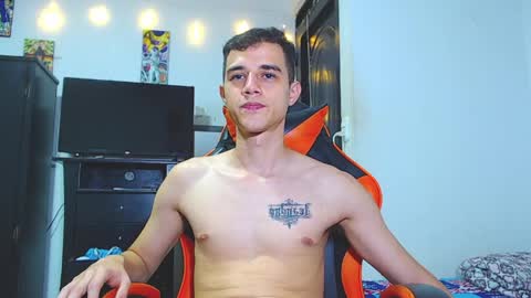 adam hot11 online show from April 15, 12:21 am