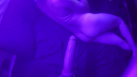 adamineve online show from February 5, 5:30 am