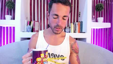 Im Adams Sanz online show from February 12, 11:11 pm