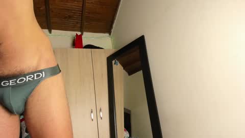   online show from December 5, 1:25 am