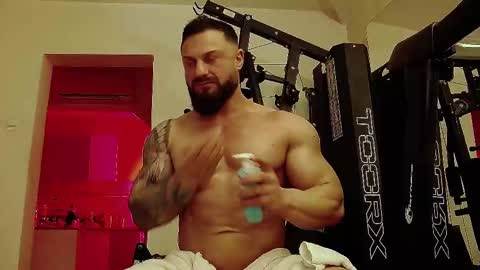 Adonis online show from February 11, 7:59 pm