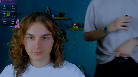 adrian_hart online show from January 8, 9:58 am