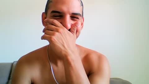 Snapshot of aelucius chatting on January 15, 5:37 pm Luci online show from January 15, 5:37 pm