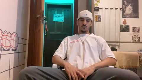 Snapshot of aelucius chatting on September 25, 1:48 am Luci online show from September 25, 1:48 am