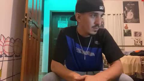 Snapshot of aelucius chatting on September 24, 1:27 am Luci online show from September 24, 1:27 am