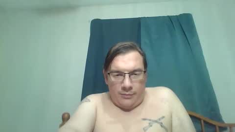 afreeman1 online show from February 4, 11:44 pm