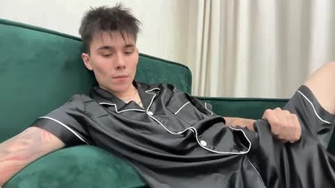 Mark online show from April 30, 9:41 pm