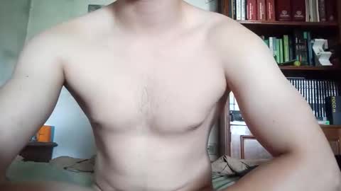 agustin_p online show from January 12, 7:18 pm