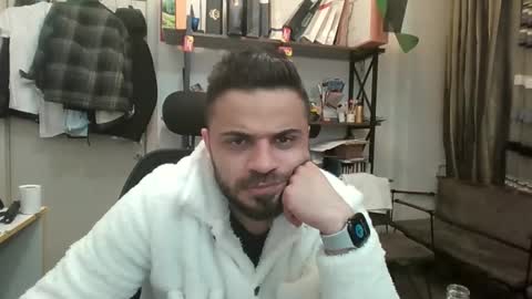 ahmadbb177184 online show from April 30, 12:50 am