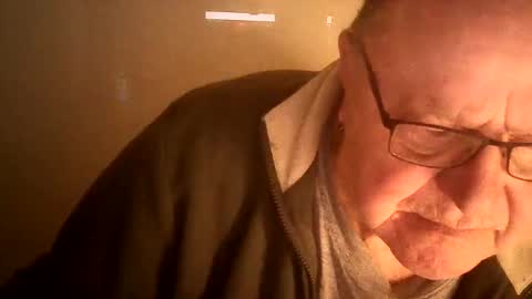 Ole online show from December 4, 5:05 am