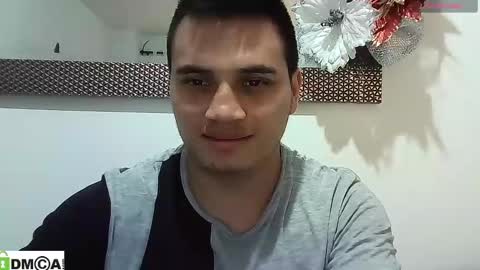 Snapshot of ahntony__69 chatting on December 29, 10:25 pm ahntony  69 online show from December 29, 10:25 pm