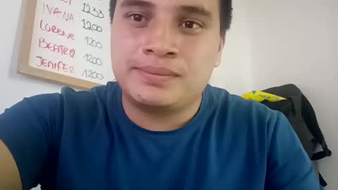 Snapshot of ahntony__69 chatting on October 19, 4:39 am ahntony  69 online show from October 19, 4:39 am