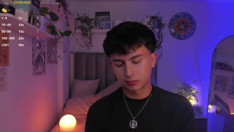 Snapshot of aidan_hale chatting on September 12, 3:06 am A H  online show from September 12, 3:06 am