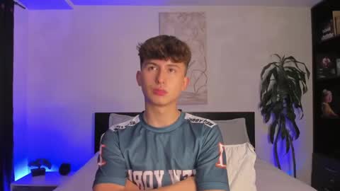 Snapshot of aidan_hale chatting on February 2, 11:53 pm A H  online show from February 2, 11:53 pm