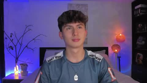 Snapshot of aidan_hale chatting on February 27, 3:36 am A H  online show from February 27, 3:36 am