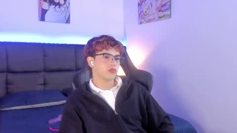 Aiden  online show from October 14, 12:12 pm