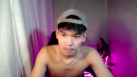 aj_daksxx online show from January 12, 1:37 pm