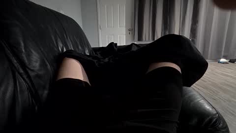 akfx202 online show from April 7, 7:30 am