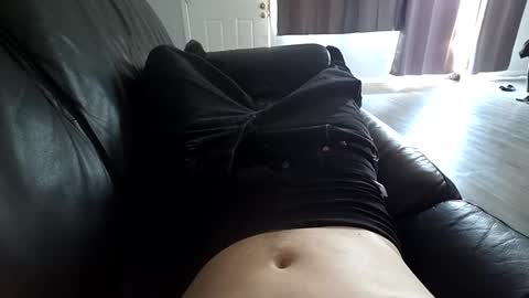 akfx202 online show from April 17, 8:33 pm