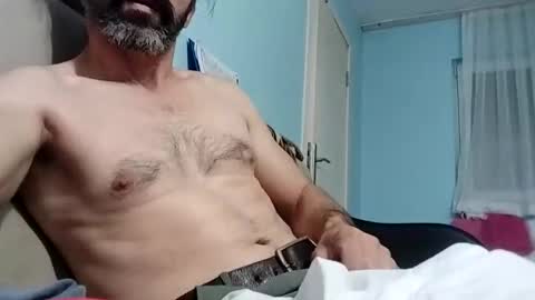Snapshot of aksoylular747474 chatting on October 15, 7:32 pm aksoylular747474 online show from October 15, 7:32 pm