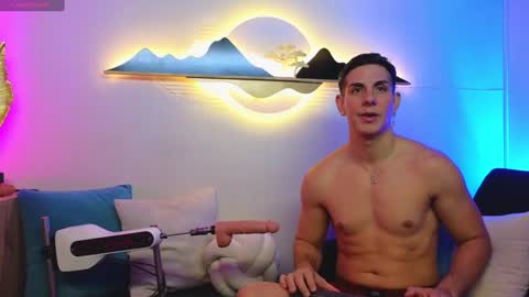 Al Fox  Miko Fortuni  online show from February 3, 1:19 am