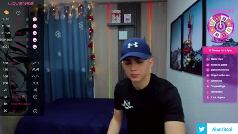 Snapshot of alan_nd_kevin chatting on December 28, 11:30 am Alan  Kevin can we reach 100 thumbs up please guys  online show from December 28, 11:30 am