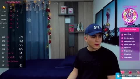 Snapshot of alan_nd_kevin chatting on December 24, 11:38 am Alan  Kevin can we reach 100 thumbs up please guys  online show from December 24, 11:38 am