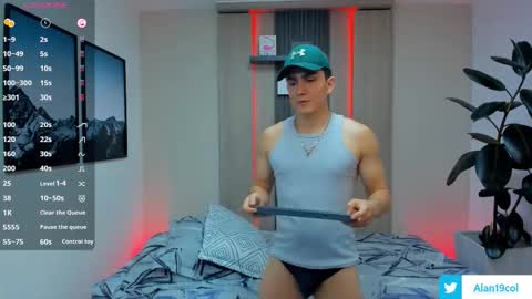 Snapshot of alan_nd_kevin chatting on September 27, 7:12 pm Alan  Kevin can we reach 100 thumbs up please guys  online show from September 27, 7:12 pm