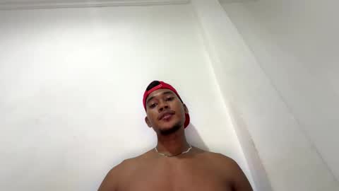 albert_gil69 online show from April 1, 4:36 am
