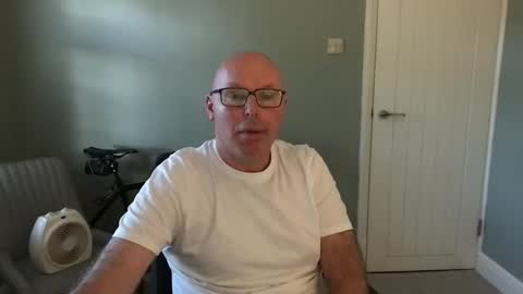 Snapshot of alc300170 chatting on September 22, 6:57 am alc300170 online show from September 22, 6:57 am