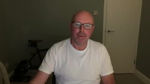 Snapshot of alc300170 chatting on October 13, 6:08 am alc300170 online show from October 13, 6:08 am