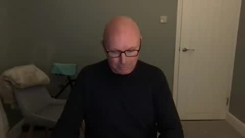 Snapshot of alc300170 chatting on October 17, 6:17 am alc300170 online show from October 17, 6:17 am