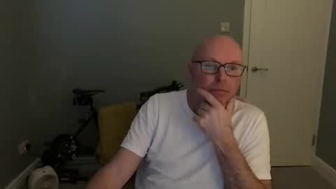 Snapshot of alc300170 chatting on February 24, 8:17 am alc300170 online show from February 24, 8:17 am