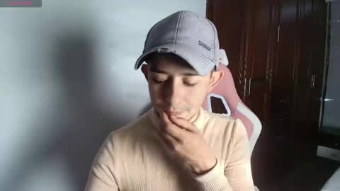 ALEC ANDREWS online show from October 14, 7:43 pm