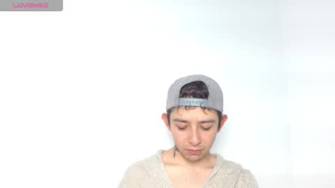 ALEC ANDREWS online show from December 22, 7:11 pm