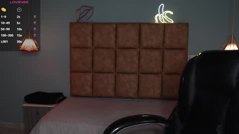 ALejoo Saenz online show from December 3, 5:55 pm