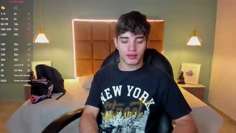 ALejoo Saenz online show from October 1, 2:15 am