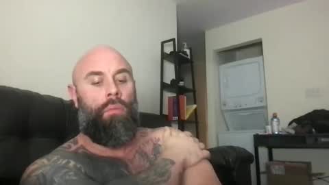 alesterwhite online show from March 4, 2:29 am