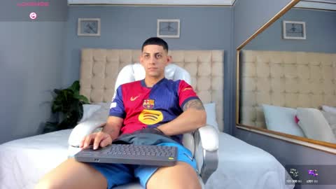 alex online show from September 16, 2:51 pm