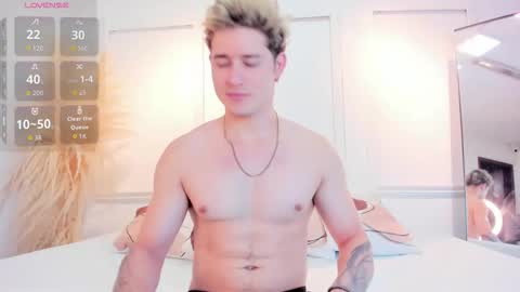 Alex  online show from April 1, 8:28 pm