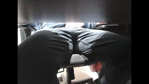 alex_thicknhard online show from April 9, 10:27 pm