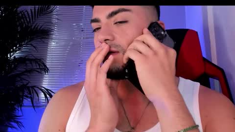 Alexander Diaz online show from October 15, 2:35 pm