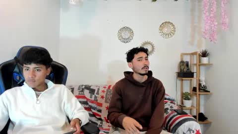 chicos hot online show from October 10, 1:49 pm